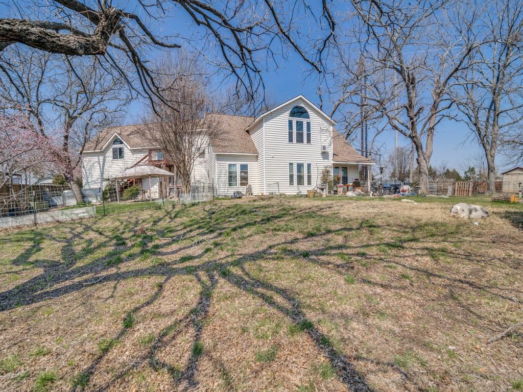 A0794 Real Estate Listings Main Image