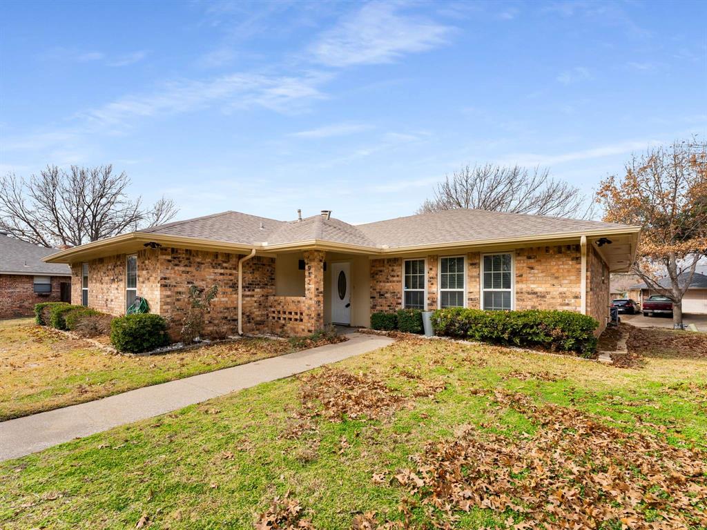 912 Summer Trail Property Photo