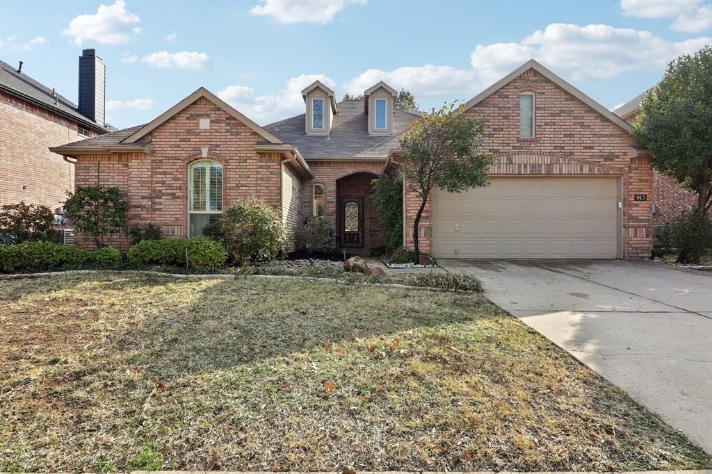 913 Sugarberry Lane Property Photo