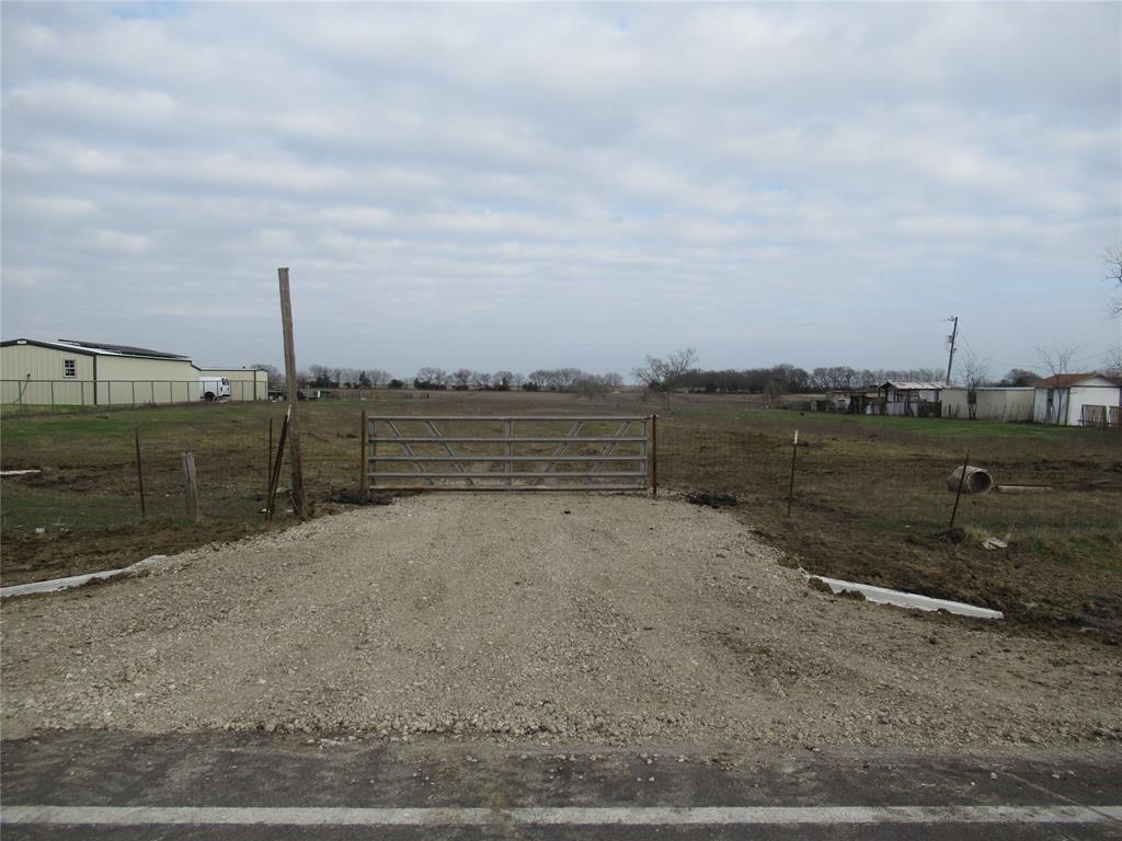 5 Acres S Fm 36 Property Photo 8