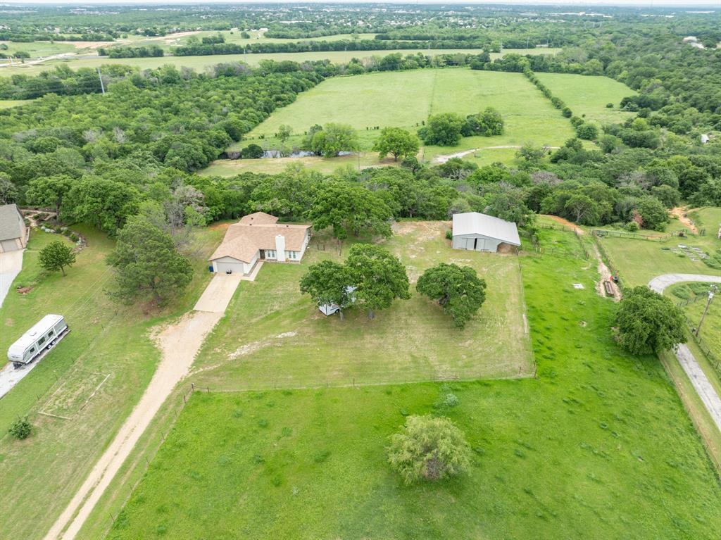 8959 Hilltop Road Property Photo 1