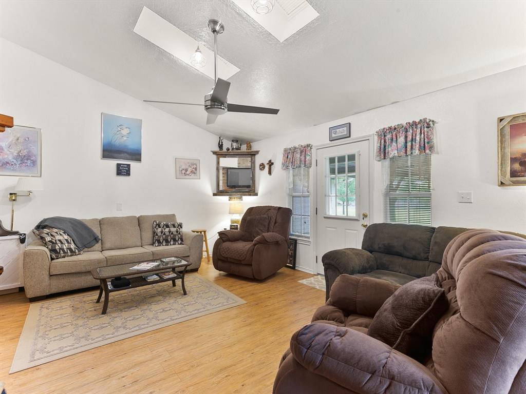 417 Sky Harbour Court Property Photo 5