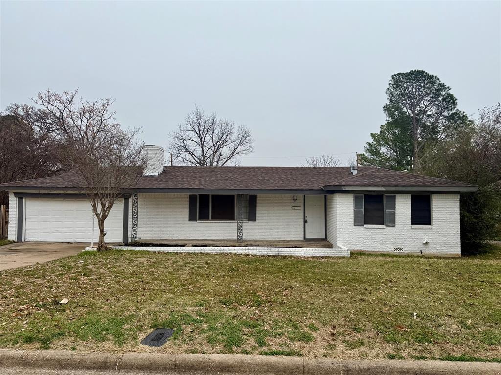 1136 Simpson Drive Property Photo