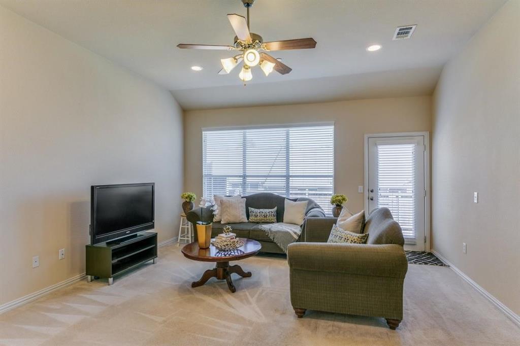 2821 Fordham Road Property Photo 4