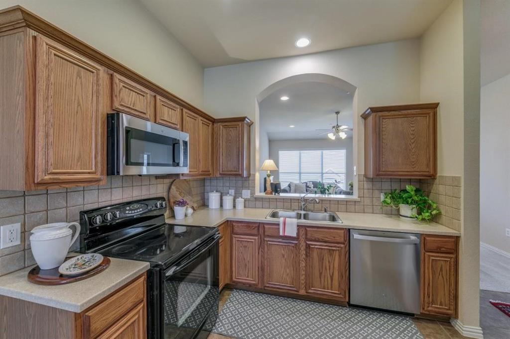 2821 Fordham Road Property Photo 14