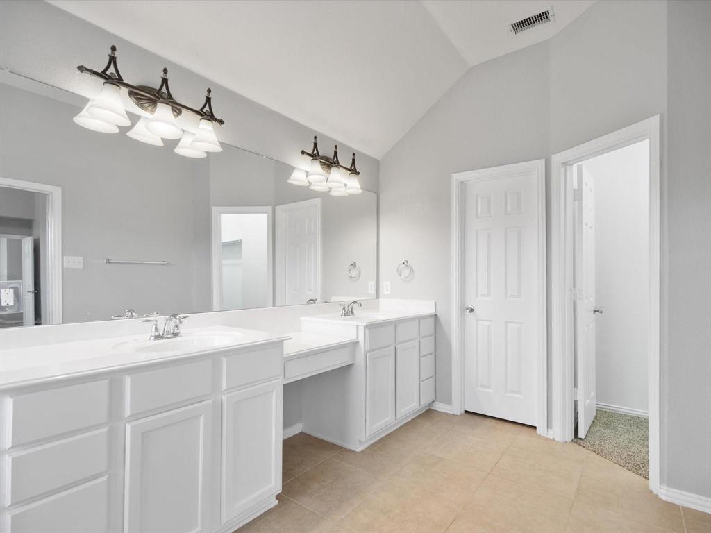 922 Honeywell Drive Property Photo 18