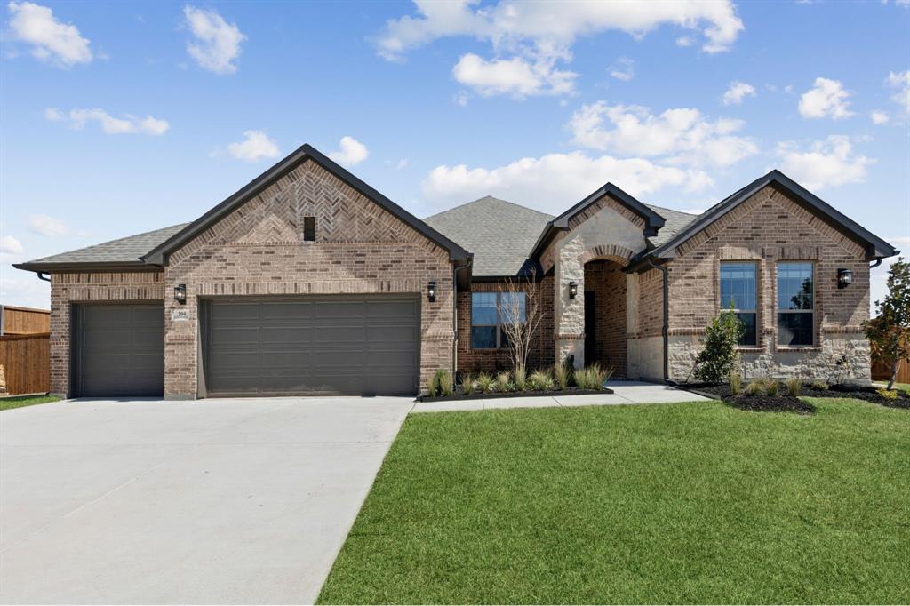 204 Bristol Lane Property Photo 1