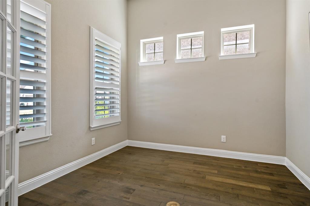 7909 Fossil Creek Trail Property Photo 5