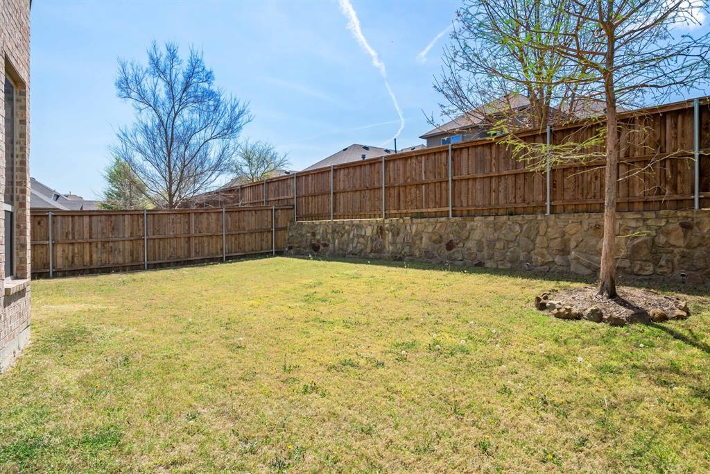 7909 Fossil Creek Trail Property Photo 36