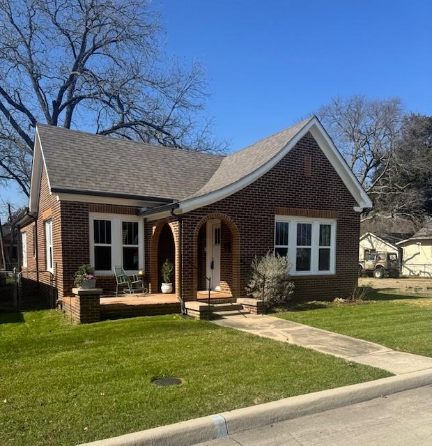 333 N Red River Street Property Photo