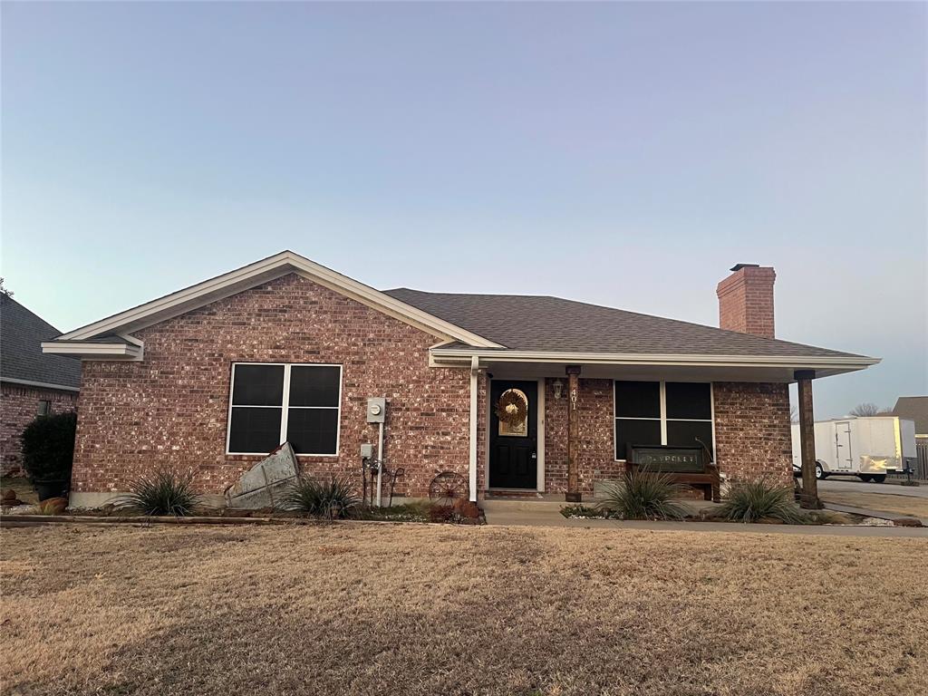 401 2nd Street Property Photo