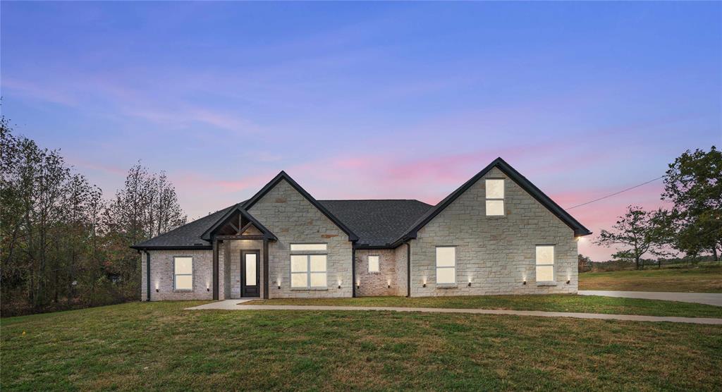 10837 Cr 429 Property Photo 1