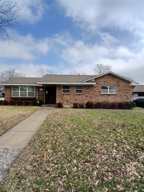 114 Tanglewood Drive Property Photo