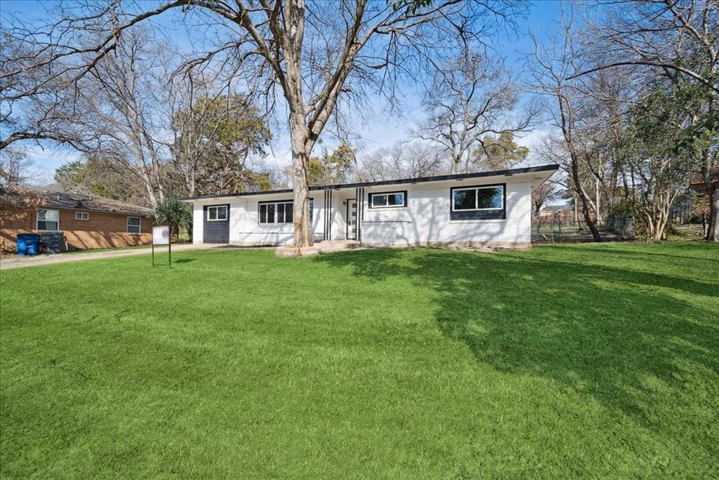 7437 Claymont Drive Property Photo