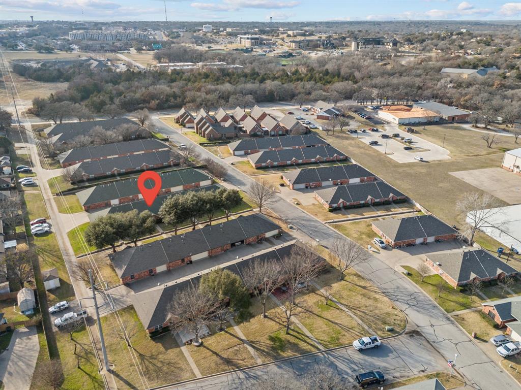 938 Austin Court Property Photo 1