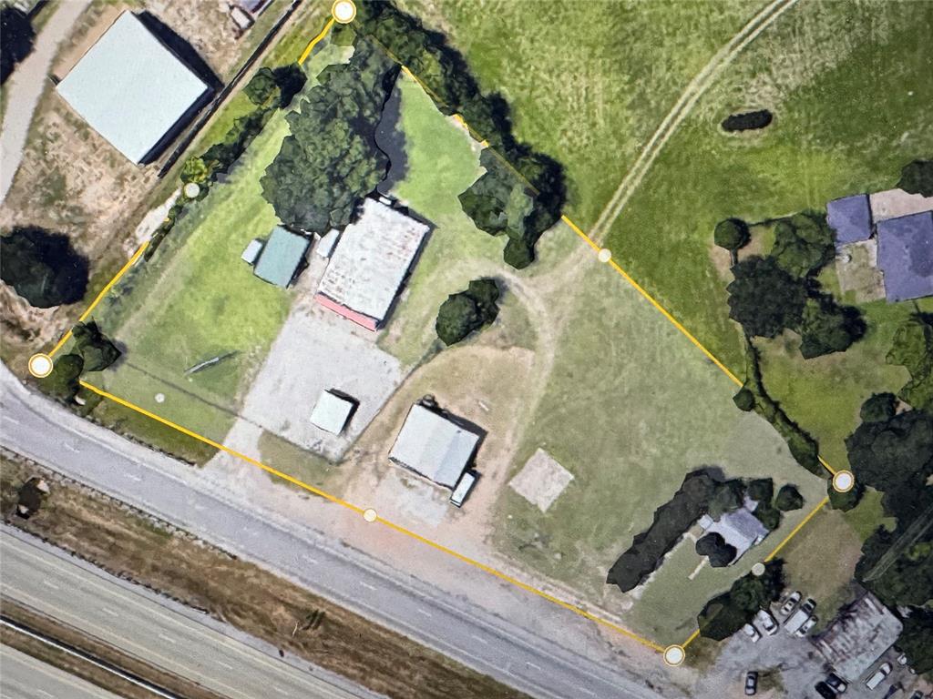 1812 N Highway 175 Property Photo 2