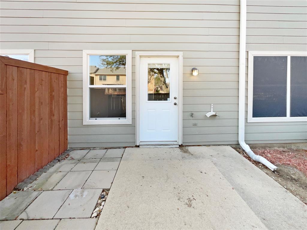 9912 Wilkins Way Property Photo 9