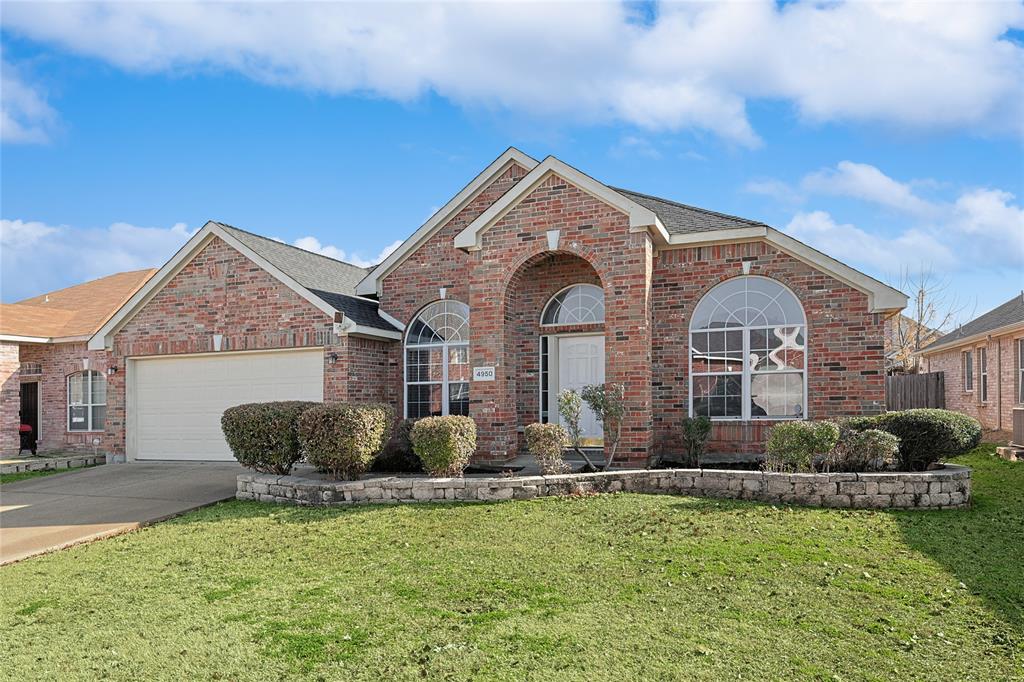 4950 Autumn Hill Property Photo