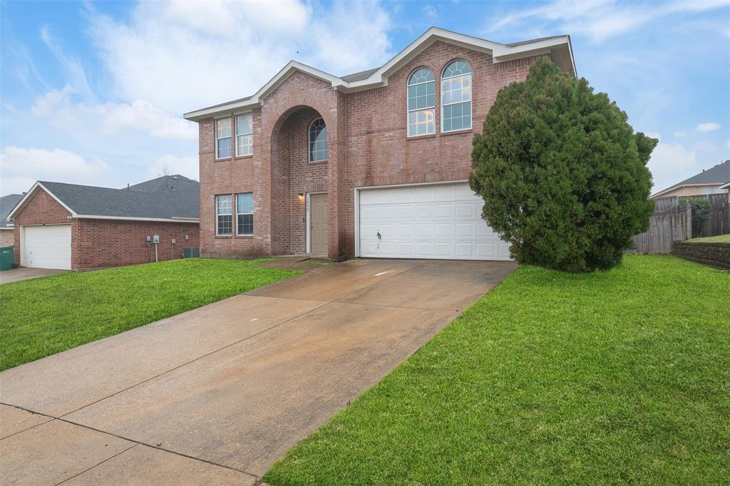 1092 Winding Creek Property Photo 1