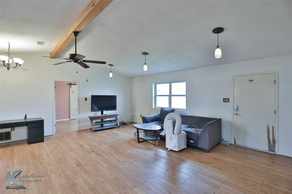 15527 Fm 2404 Property Photo 4