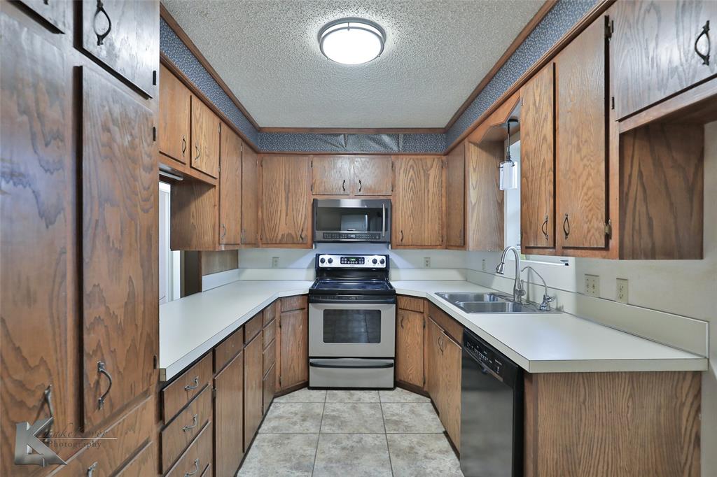 15527 Fm 2404 Property Photo 10