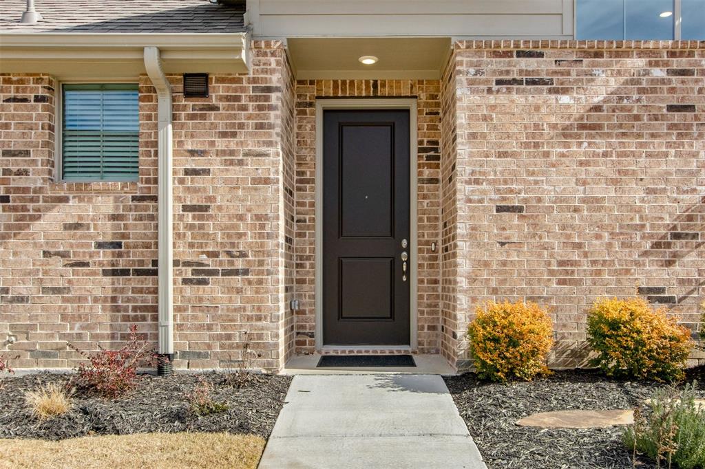 2613 Chablis Drive Property Photo 1