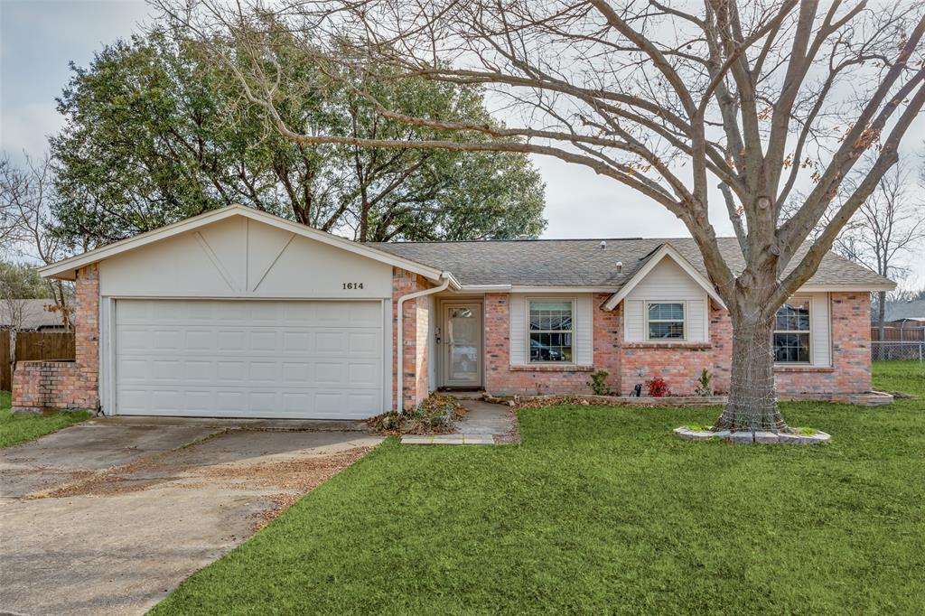 1614 Dove Drive Property Photo 1