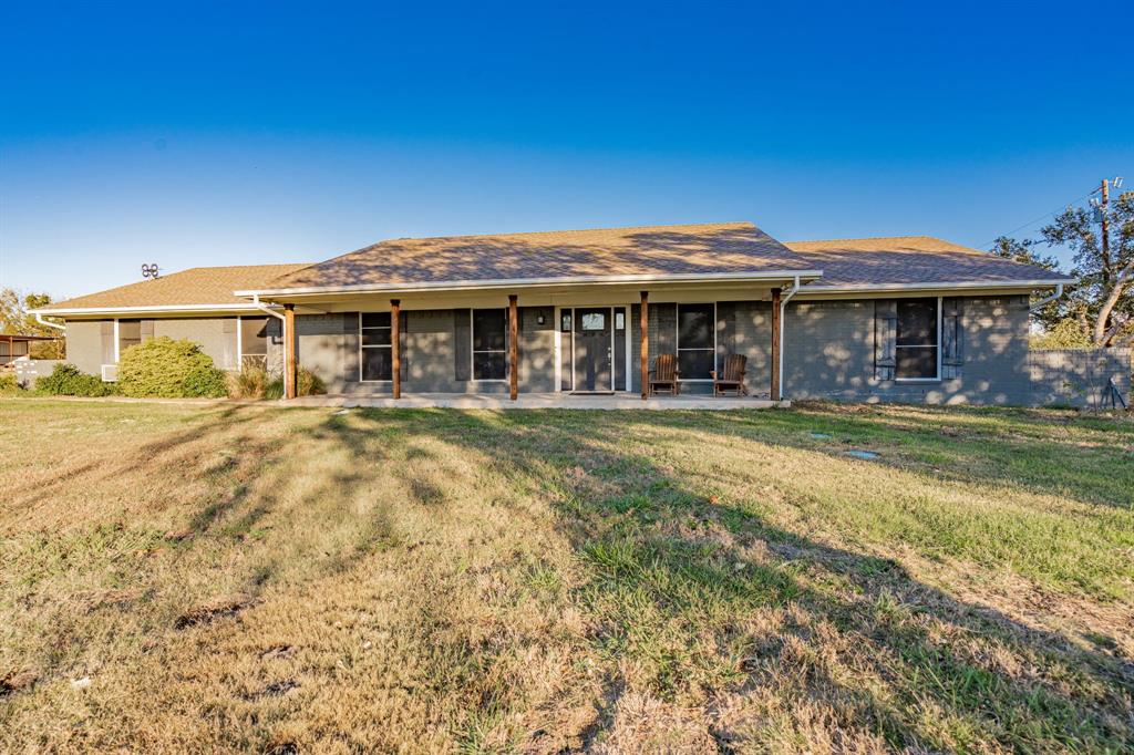 10 Amanda Lane Property Photo 2
