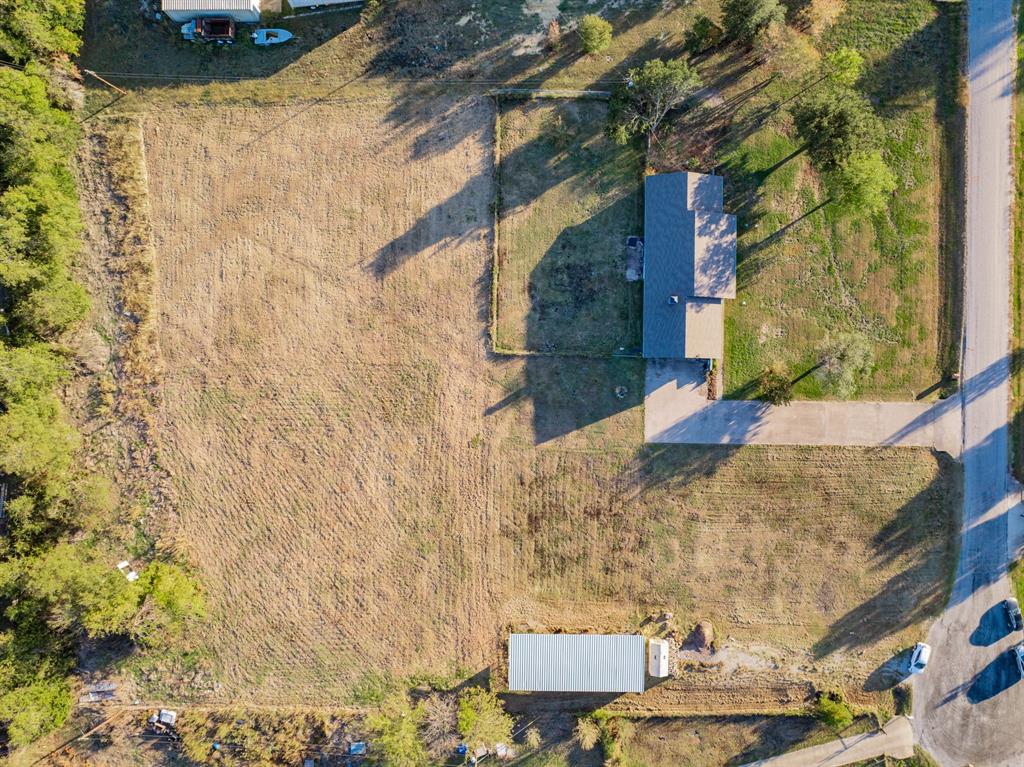 10 Amanda Lane Property Photo 23