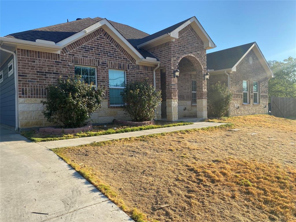 5207 Willie Street Property Photo