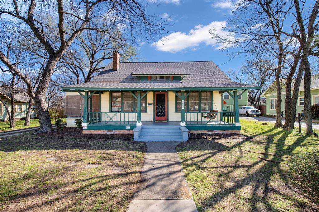 409 W Sycamore Street Property Photo