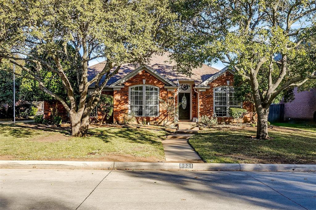 8021 Sunscape Lane Property Photo