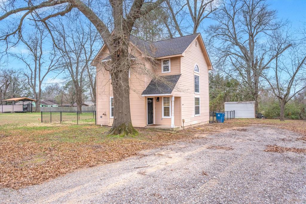 425 N Pecan Street Property Photo