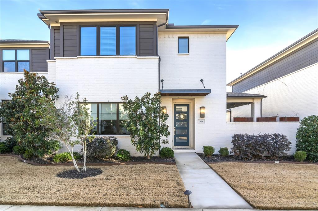 321 Sunset Lane Property Photo
