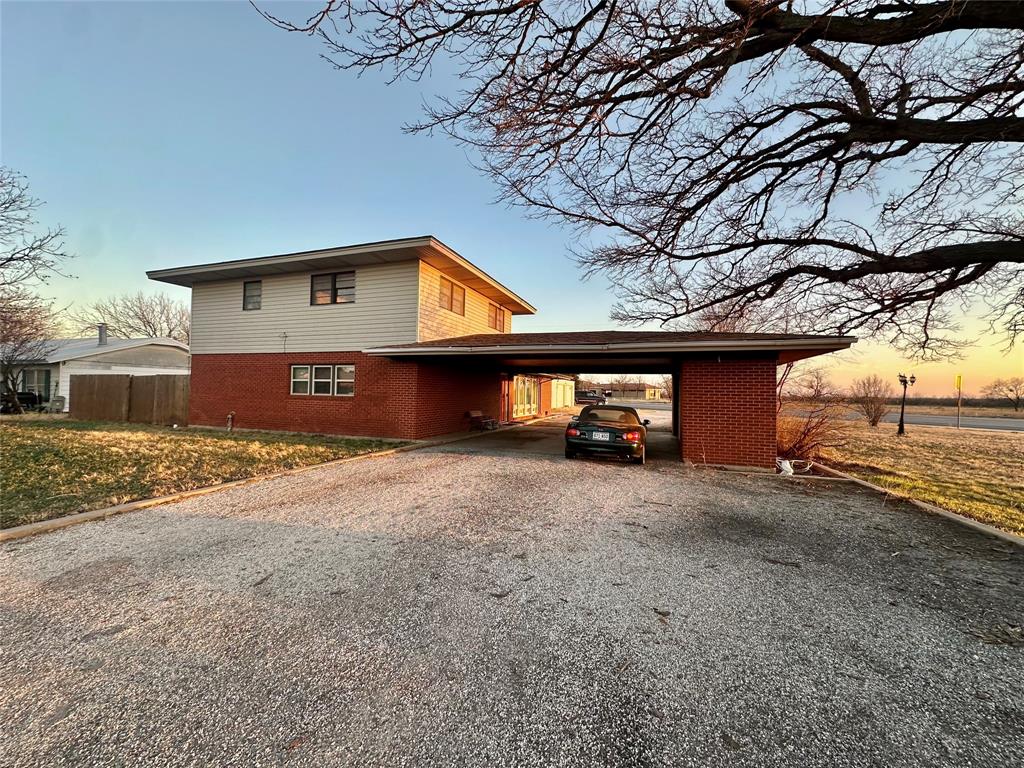 1150 W Lake Drive Property Photo 1