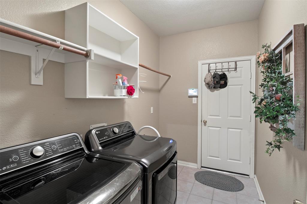 1213 Canyon Creek Drive Property Photo 26