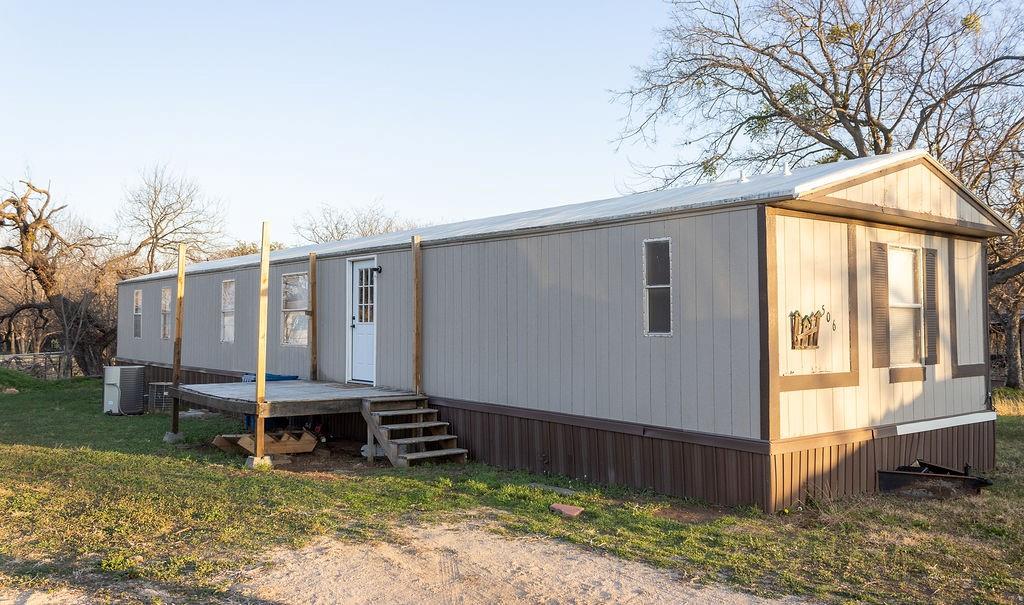 506 S Miller Street Property Photo