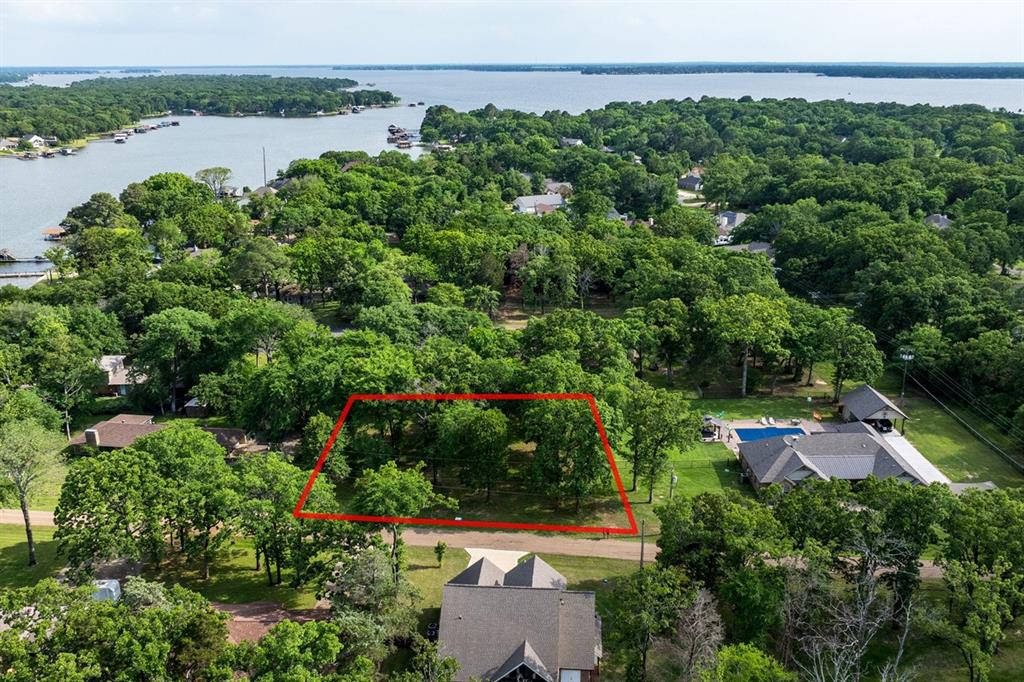 114 Lark Drive Property Photo
