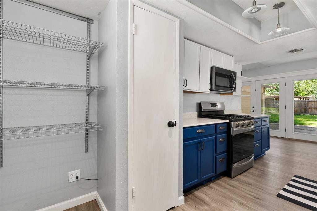 723 Westover Drive Property Photo 16