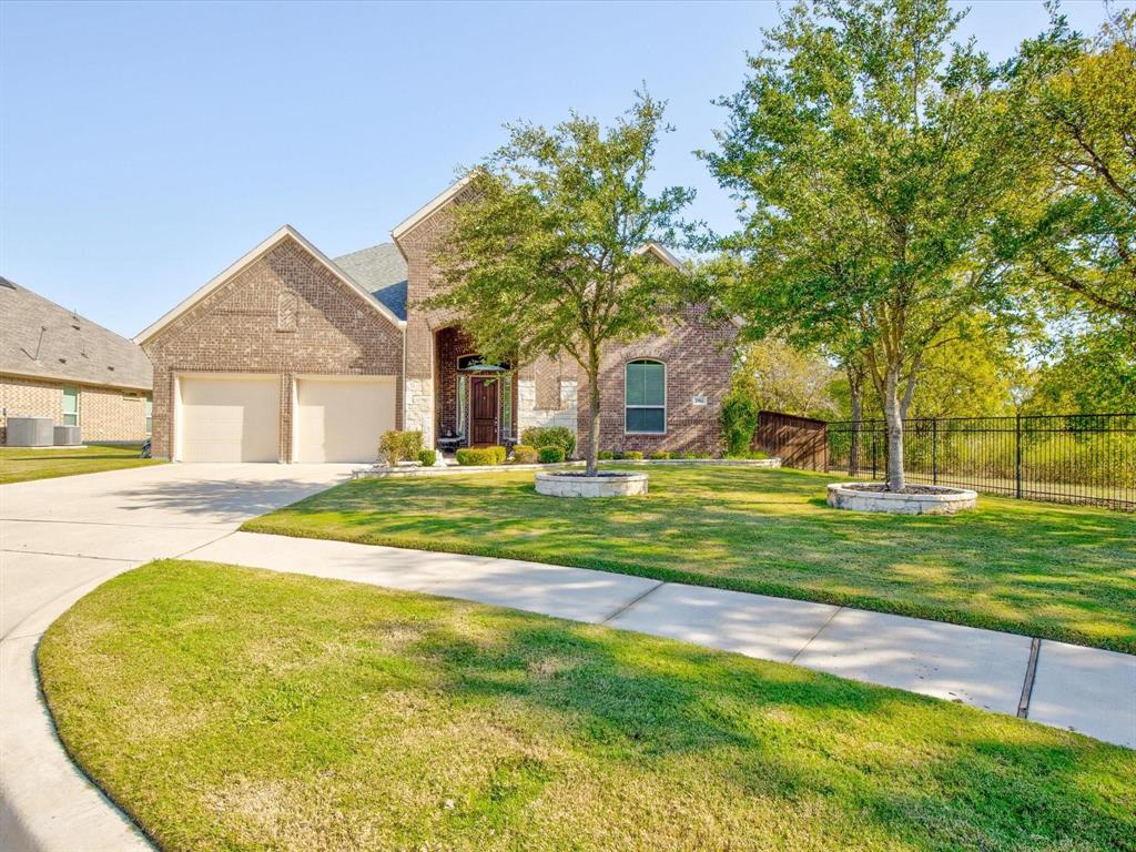 2904 Peaceful Lake Court Property Photo
