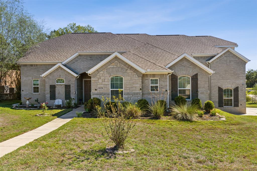 1124 Wishing Well Court Property Photo