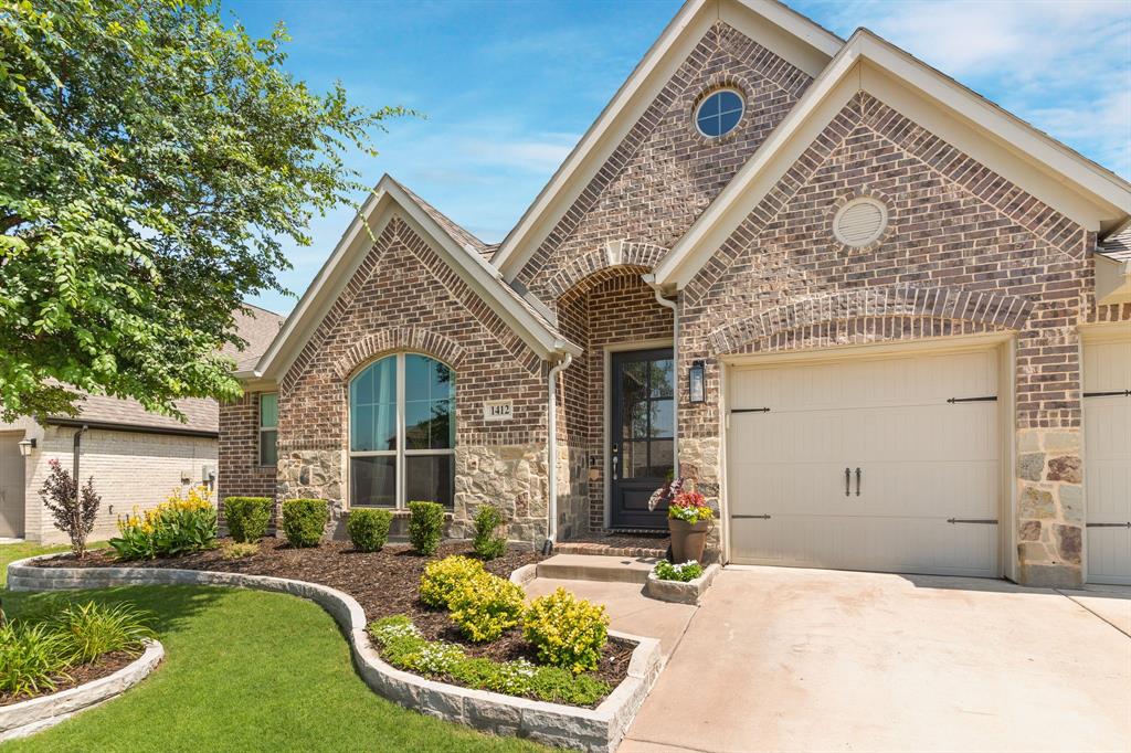 1412 Daisy Corner Drive Property Photo