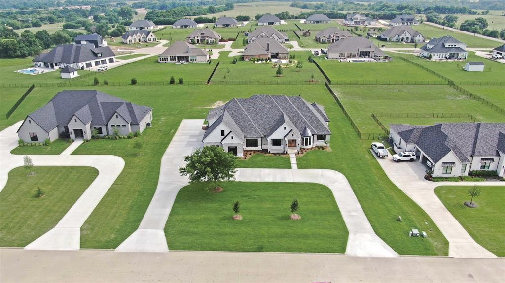 121 Ford Court