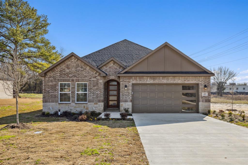 213 Kelly Lane Property Photo