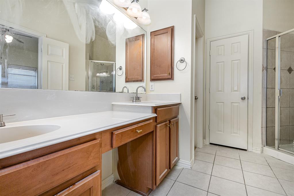 7108 Sugarplum Drive Property Photo 16