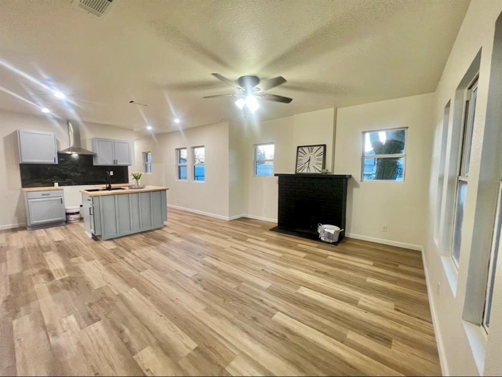 2840 Avenue H Property Photo