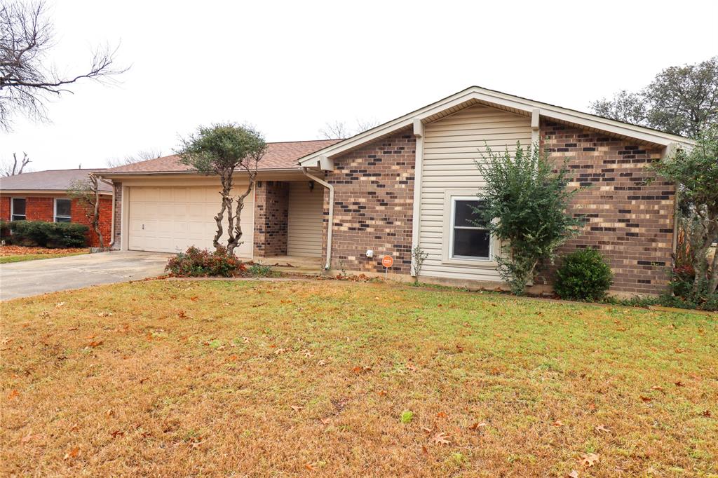 829 Barkridge Trail Property Photo