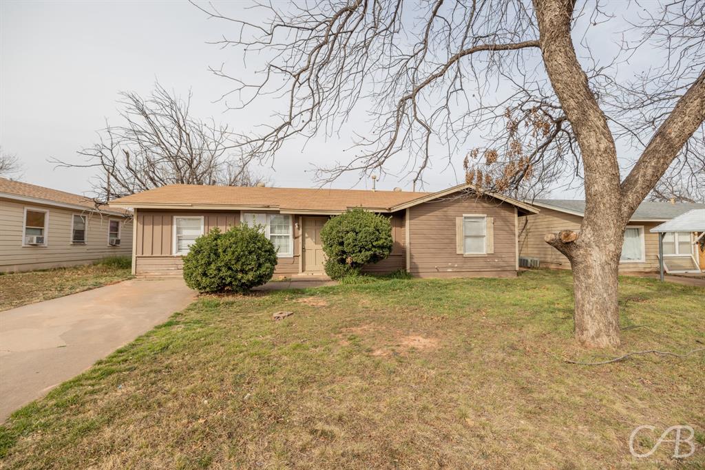 4718 Edgemont Drive Property Photo