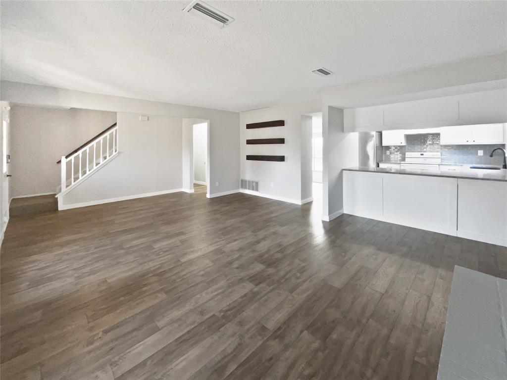 3705 White Bud Court Property Photo 9