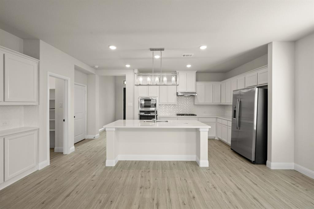 14530 Lovelace Street Property Photo 3